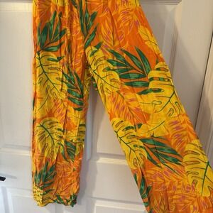 Love83 Pull On Yellow Floral Print Swim Beach Coverup Pants Sz M Smocked Waist